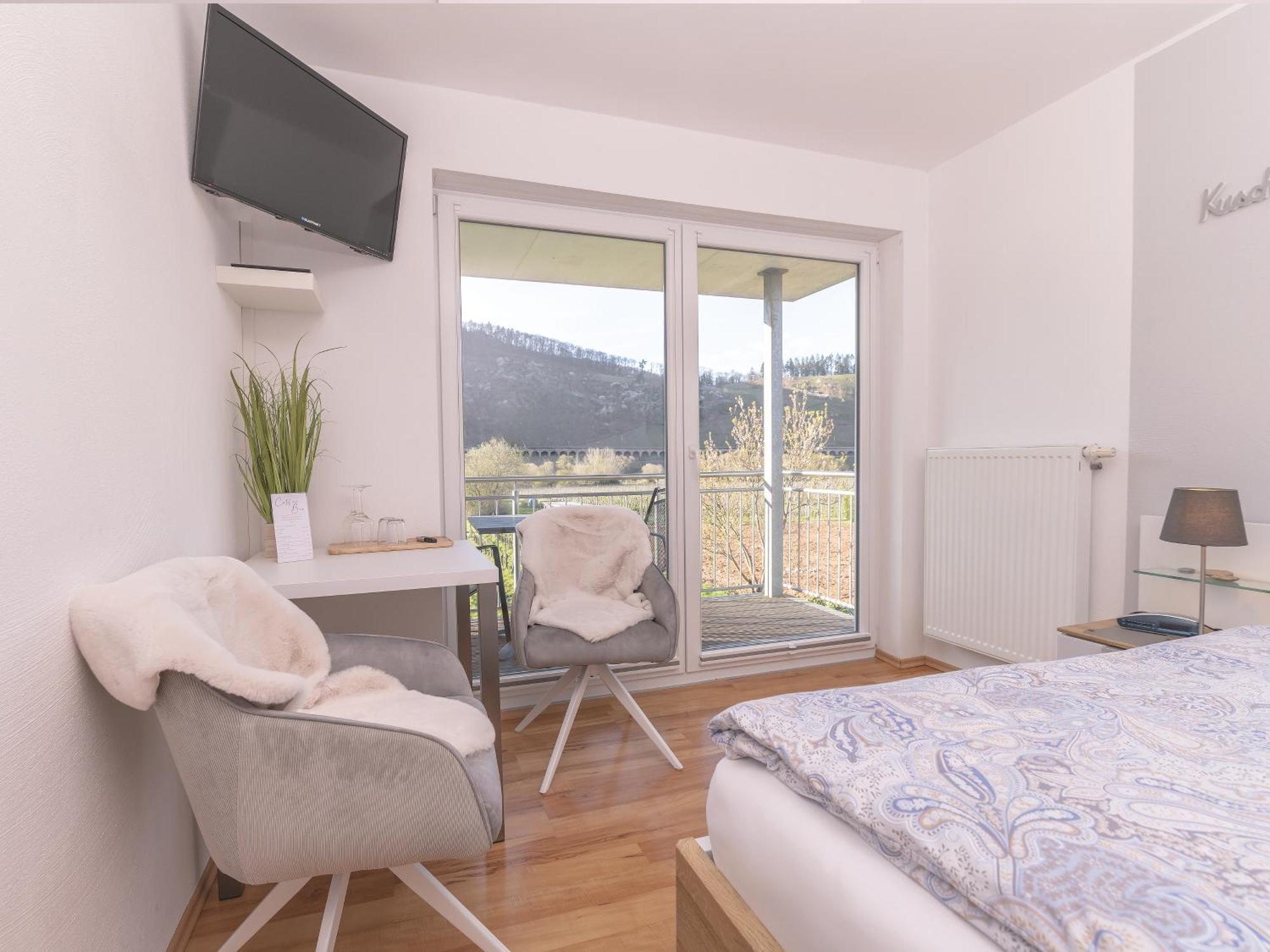 Ferienweingut Luetz Apartment Pünderich Екстериор снимка